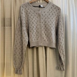 Divided Light Gray Patterned Cardigan